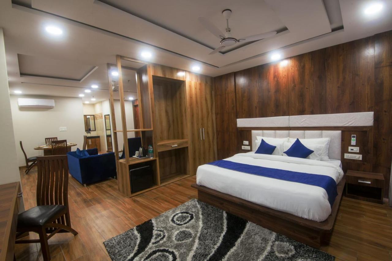 Shivaay Morex- A Vegetarian Hotel Dharamshala Eksteriør billede