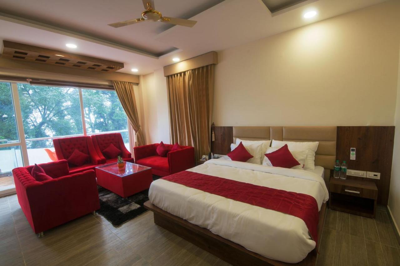 Shivaay Morex- A Vegetarian Hotel Dharamshala Eksteriør billede