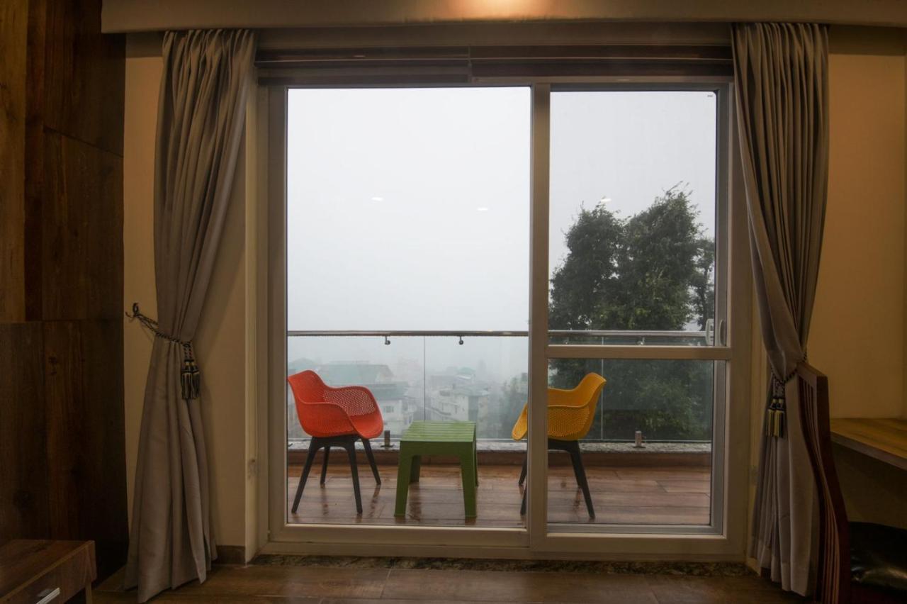Shivaay Morex- A Vegetarian Hotel Dharamshala Eksteriør billede