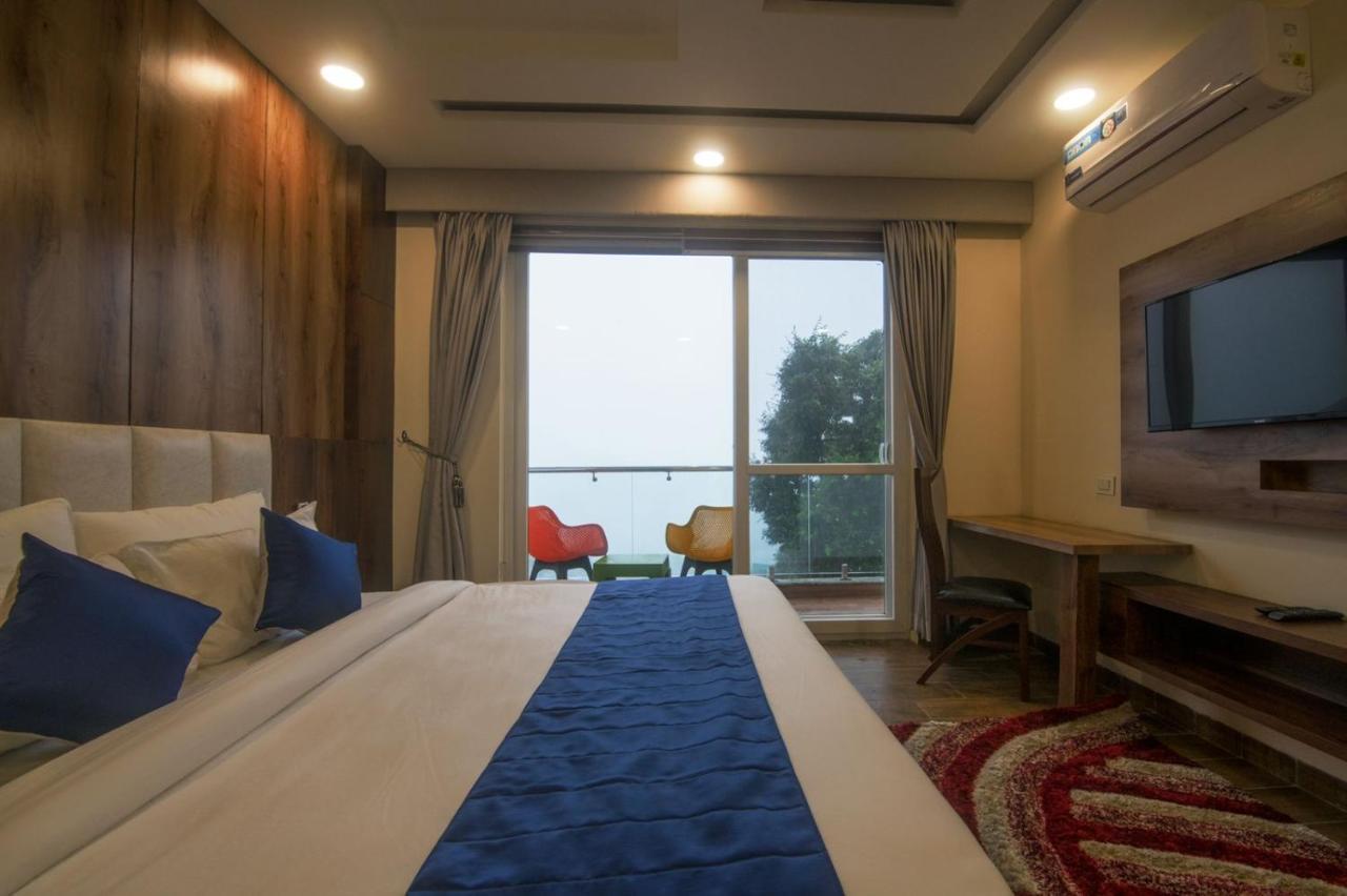 Shivaay Morex- A Vegetarian Hotel Dharamshala Eksteriør billede